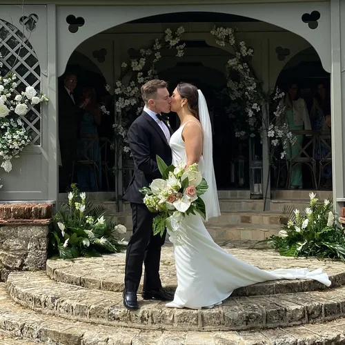 Live Wedding Painting By Roberta - Thumbnail 7