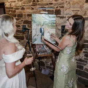 Romantic Live Wedding Painting with an Evening Reveal by Alice - Thumbnail 7